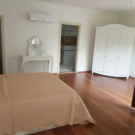 Natura Kirkpinar 3 *